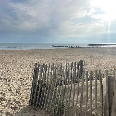 Apartment Studio Face A La 4 Couchages - Gratuits Piscine Tennis Et Un Parking Prive Rare Et Tres Utile - Vue Magnifique Sur La - Agreable En Toutes Saisons Ile Des Pecheurs - La Brigantine - Emplacement Et Vue Rares Au Cap D'agde